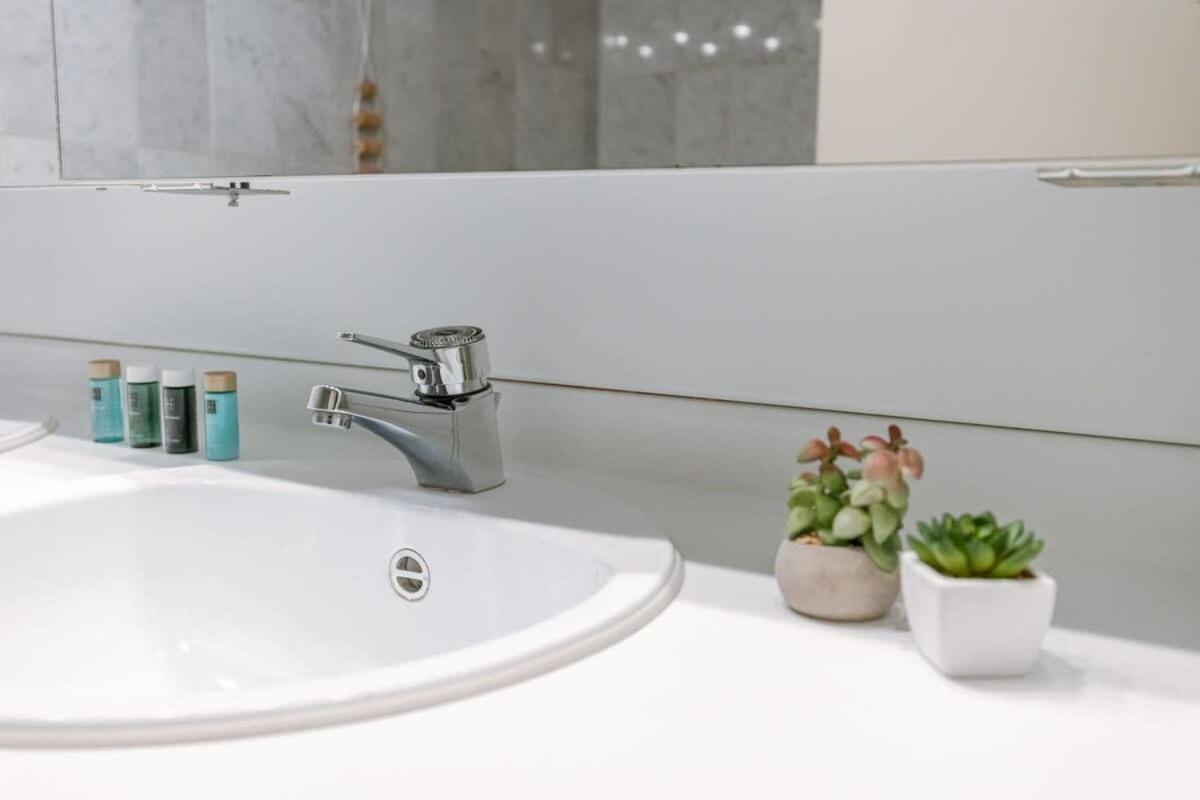 Huswell - Authentic Apartment With Terraces And Parking Knokke-Heist Ngoại thất bức ảnh