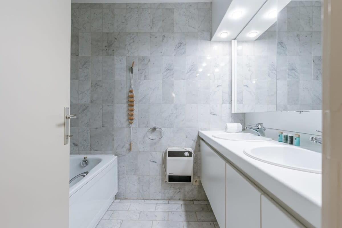 Huswell - Authentic Apartment With Terraces And Parking Knokke-Heist Ngoại thất bức ảnh